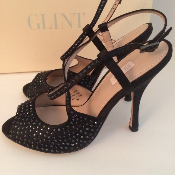 Crystal Encrusted Peep Toe Sandal-Size 5 - Picture 4 of 8